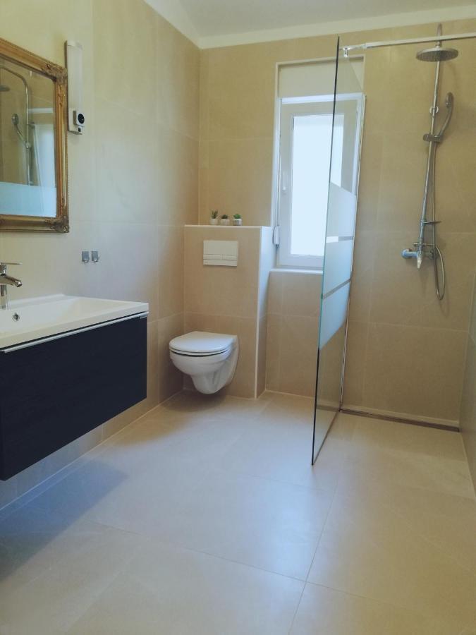 Villa Lavender House Mandre Esterno foto